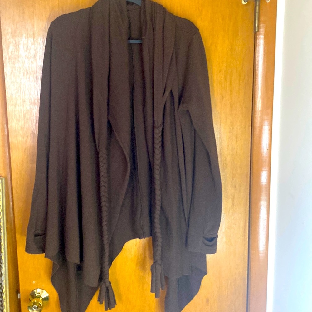 One size cardigan many styling options